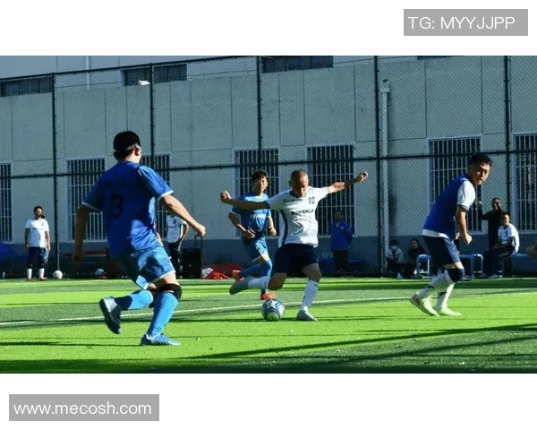 走进绿茵场外的世界与足球明星面对面深度采访视频分享 走进绿茵场外的世界与足球明星面对面深度采访视频分享