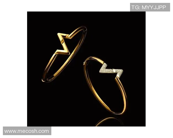 足球明星携手LV打造奢华包装引领时尚潮流新风尚 足球明星携手LV打造奢华包装引领时尚潮流新风尚