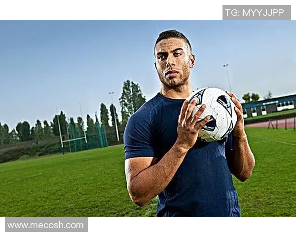 足球明星队员高清照片展示让你领略球场风采与激情瞬间 足球明星队员高清照片展示让你领略球场风采与激情瞬间